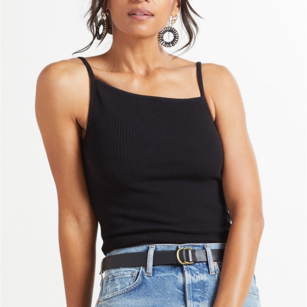 Priya Tank. Black Asymmetrical Agolde tank